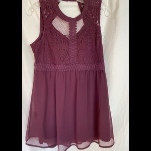 Maurices summer top. Very feminine, wine color size small NWT